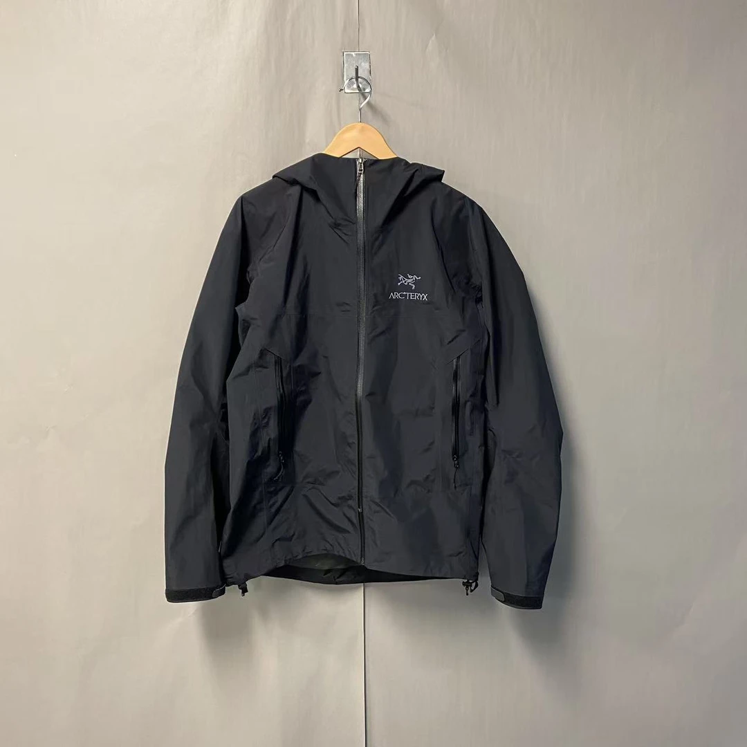 99新 ARC'TERYX/始祖鸟  Beta爆款硬壳冲锋衣  M码 #4689