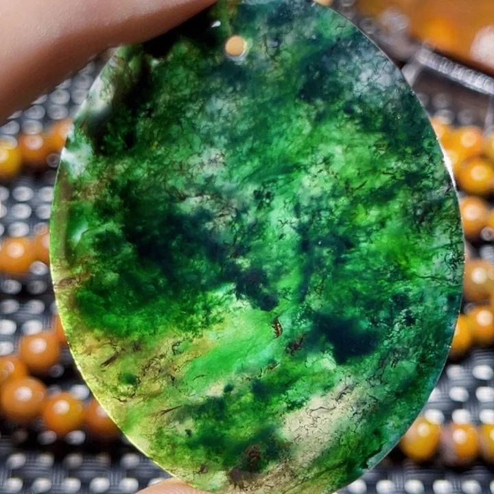 玛瑙/玉髓颈饰未镶嵌转****后