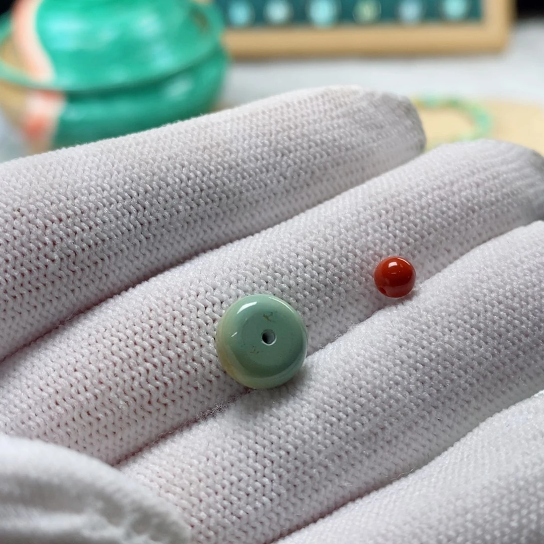 南红玛瑙颈饰未镶嵌L***陈