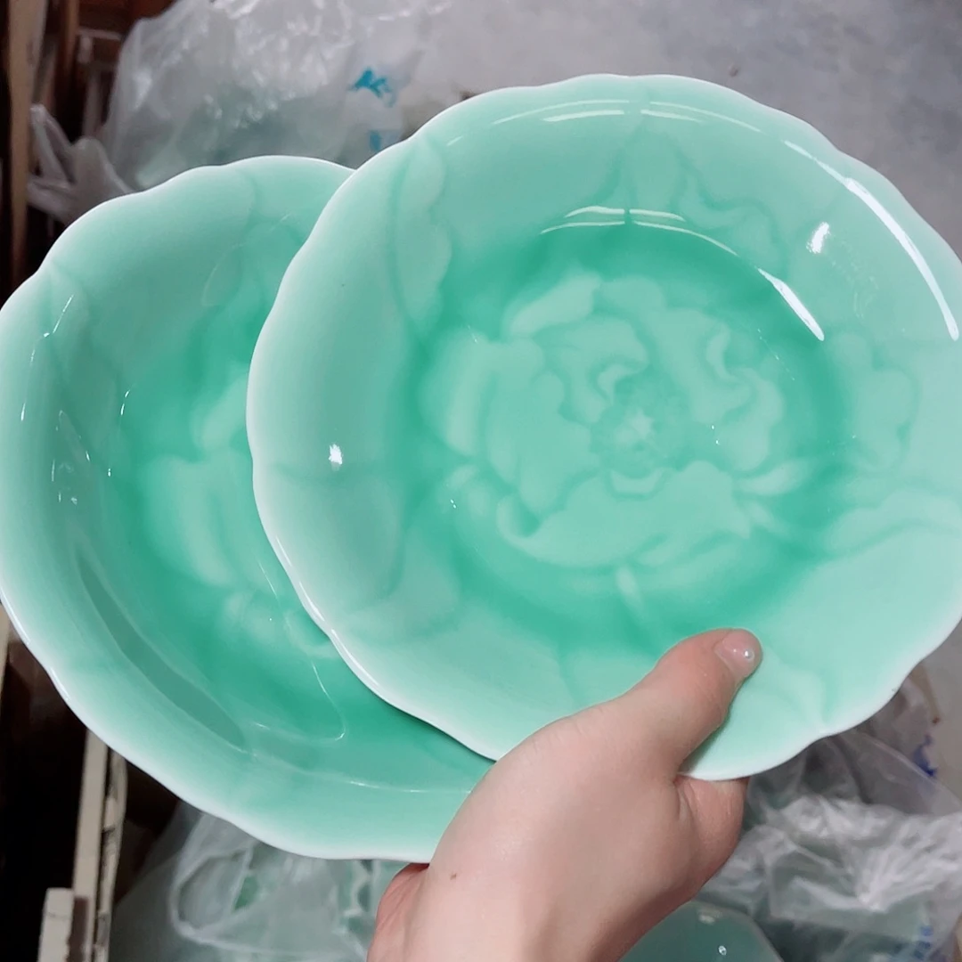 青瓷雨后哈哈哈哈哈哈