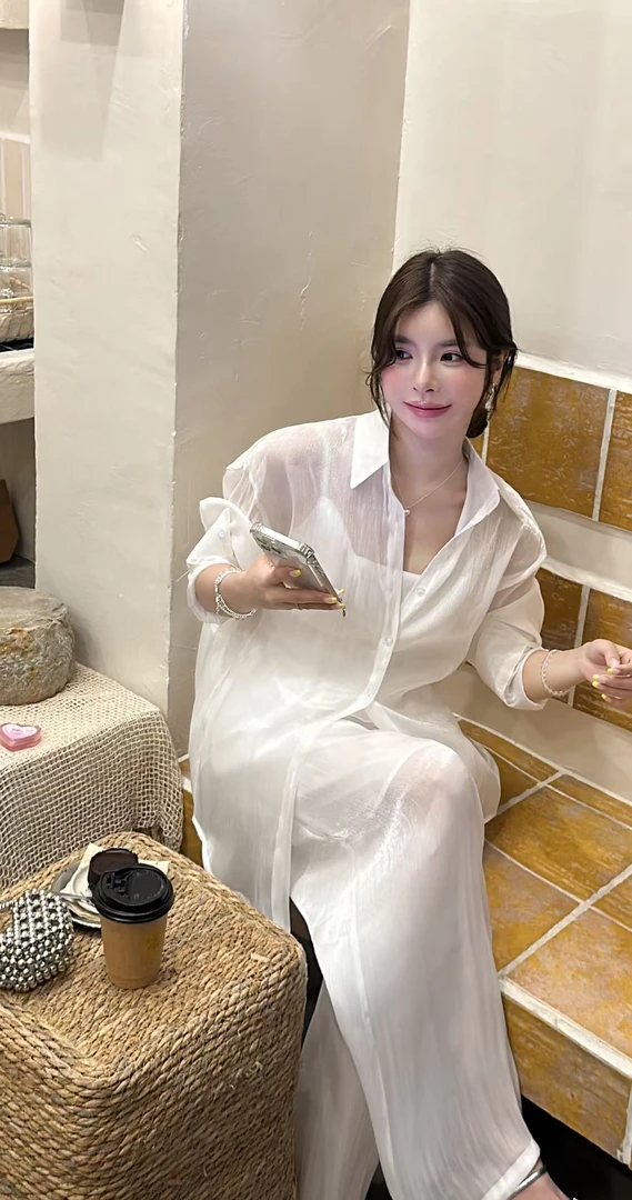 【HuiHui】夏季韩版松弛慵懒风宽松休闲防晒衬衫（H8602）