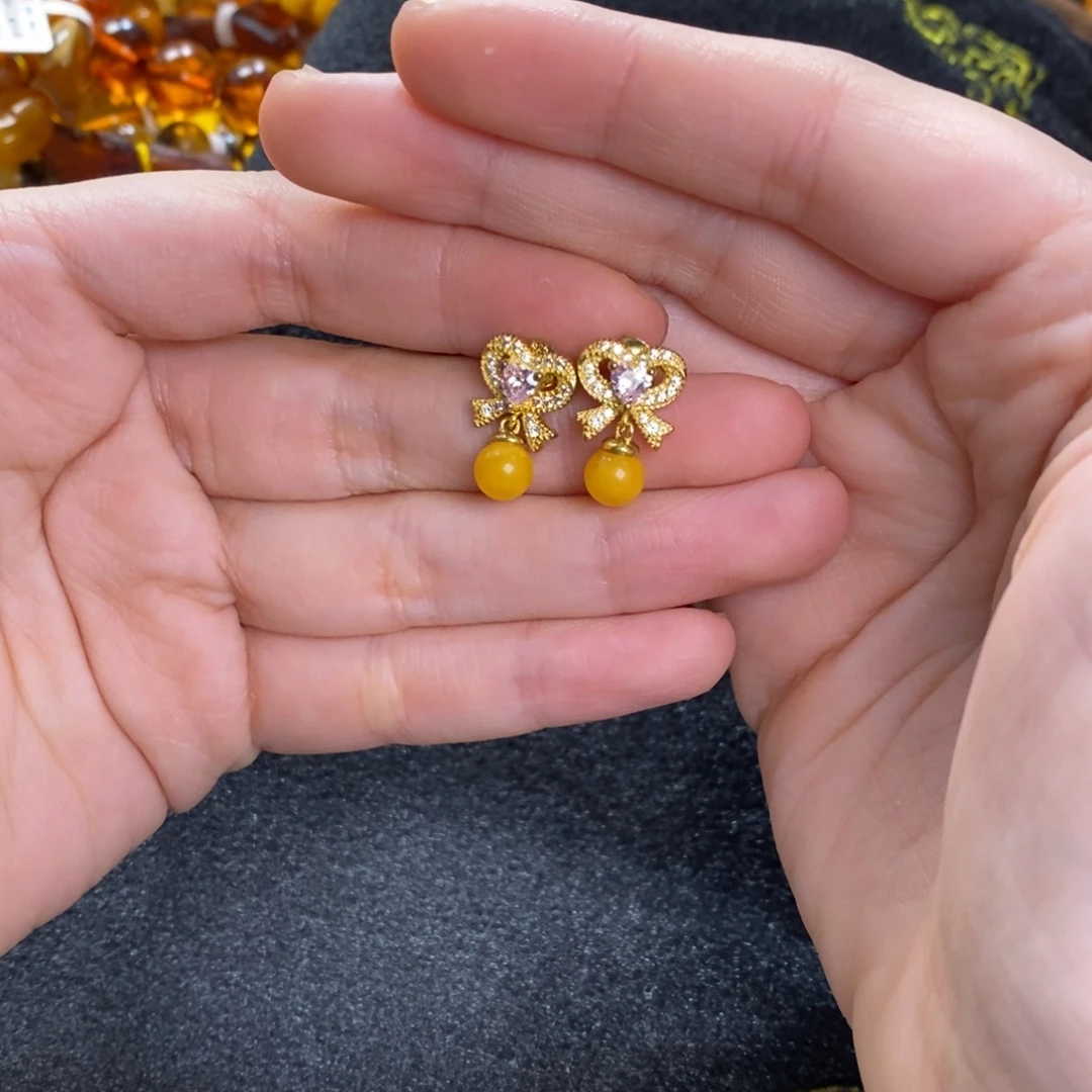 琥珀未镶嵌珠宝奇石