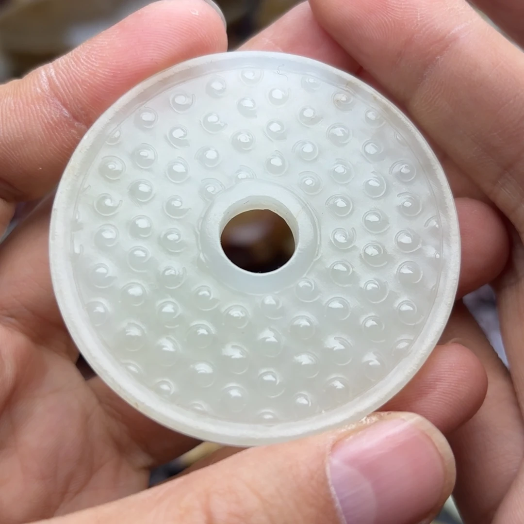 和田玉未镶嵌吊坠(不含链)