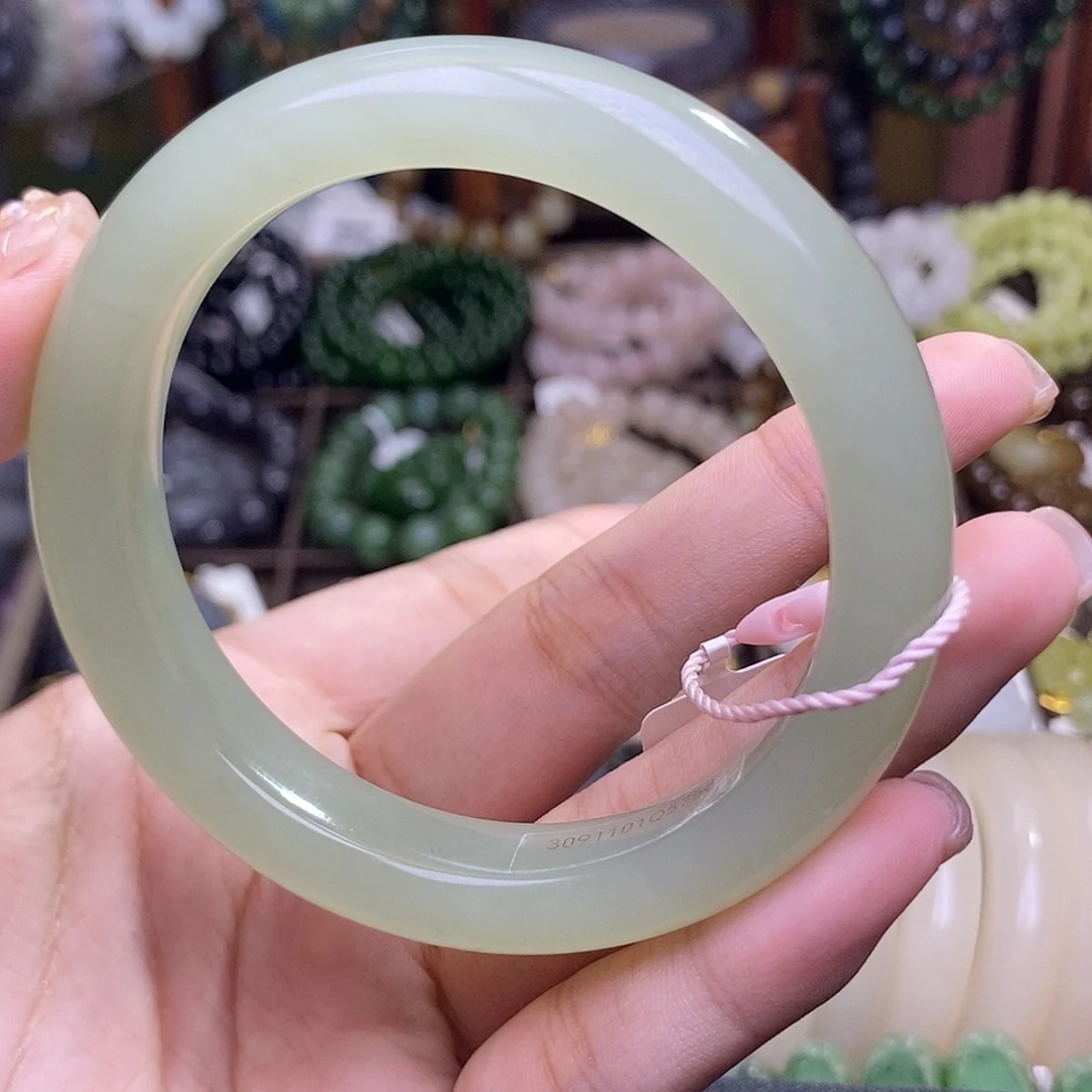 和田玉未镶嵌颈饰高冰底晴水手镯57.3