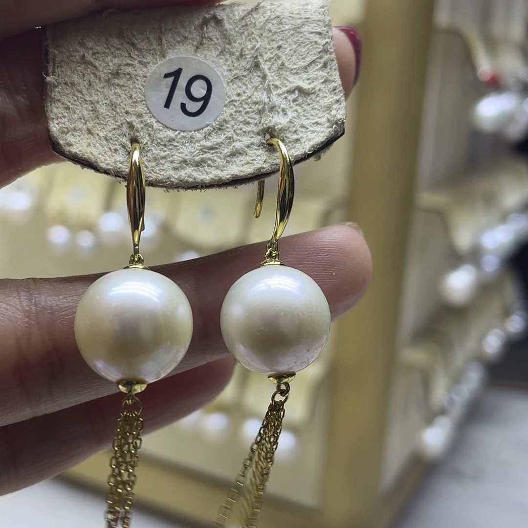 银S925镶嵌淡水珍珠耳饰