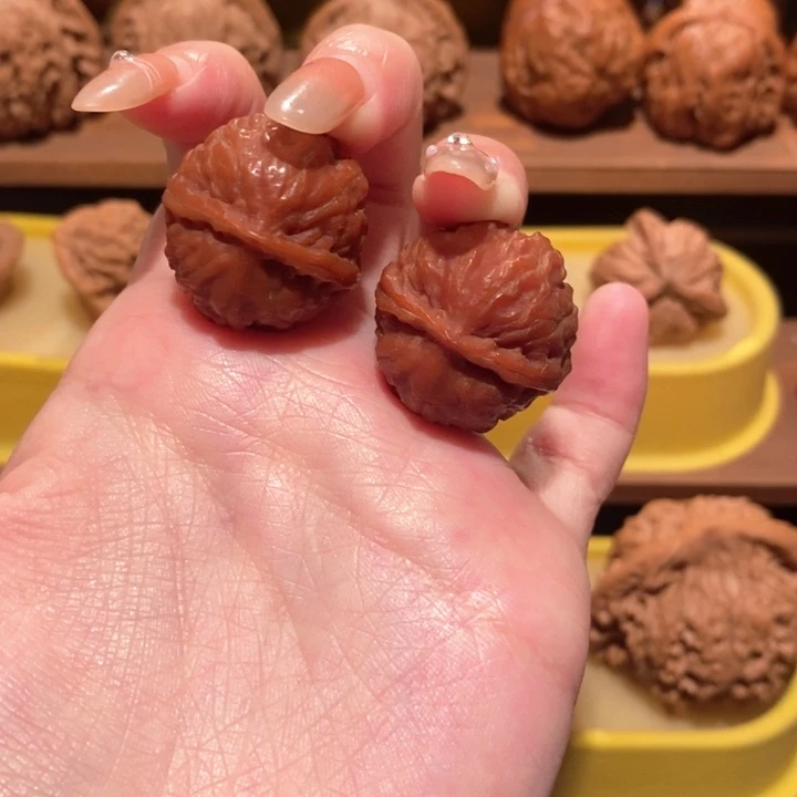 文玩核桃吊坠小光头