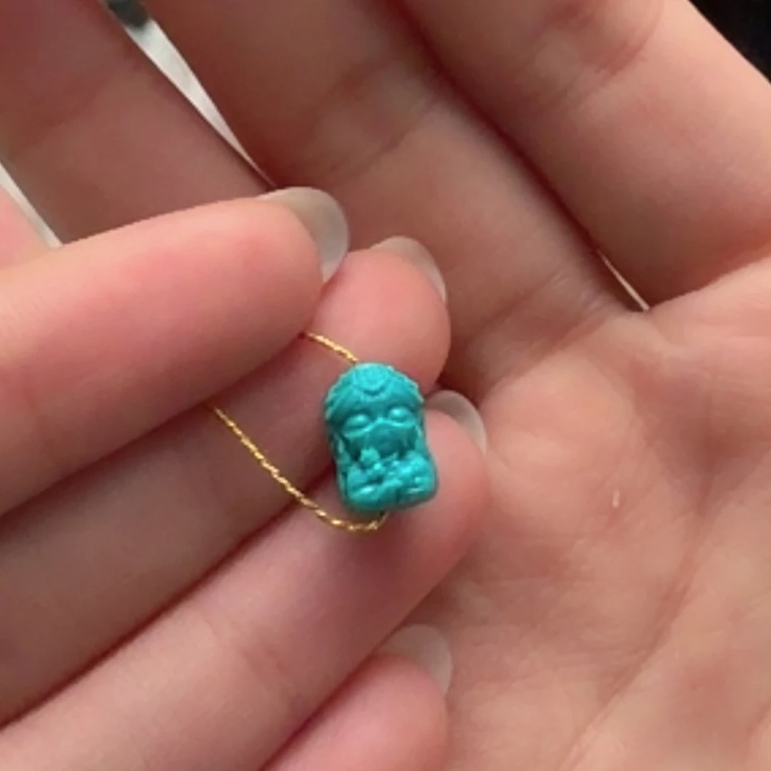 绿松石未镶嵌颈饰