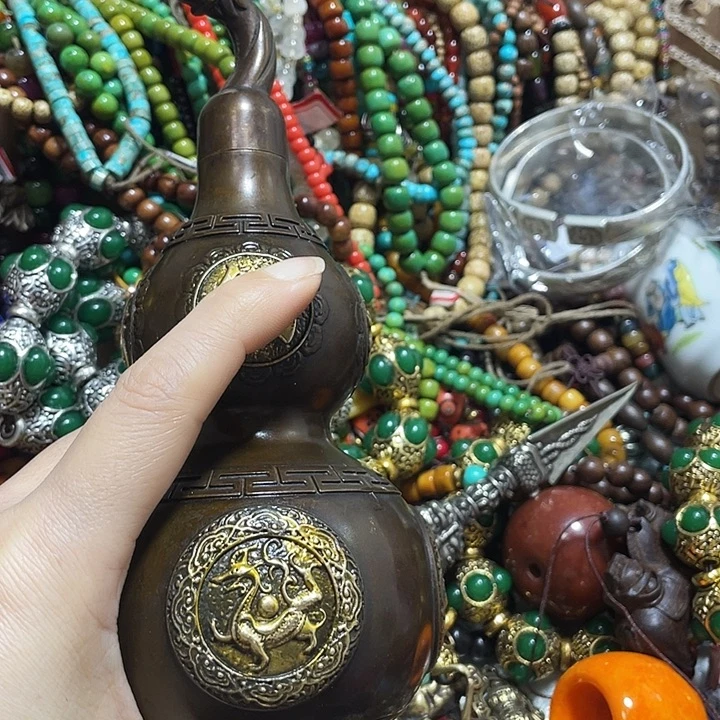 妞***琉璃/树脂/塑料类