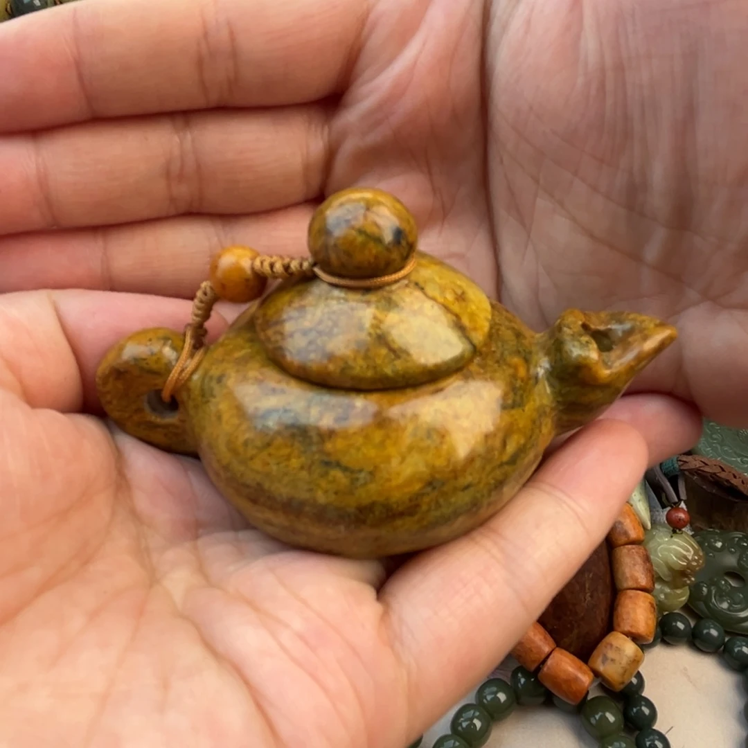 岫岩河磨玉（透闪石质玉）把件未镶嵌花*朵