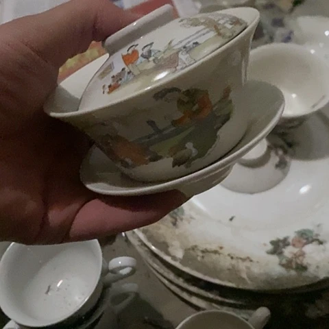 ，摆件，烧制问题都是正常的哦有黑点