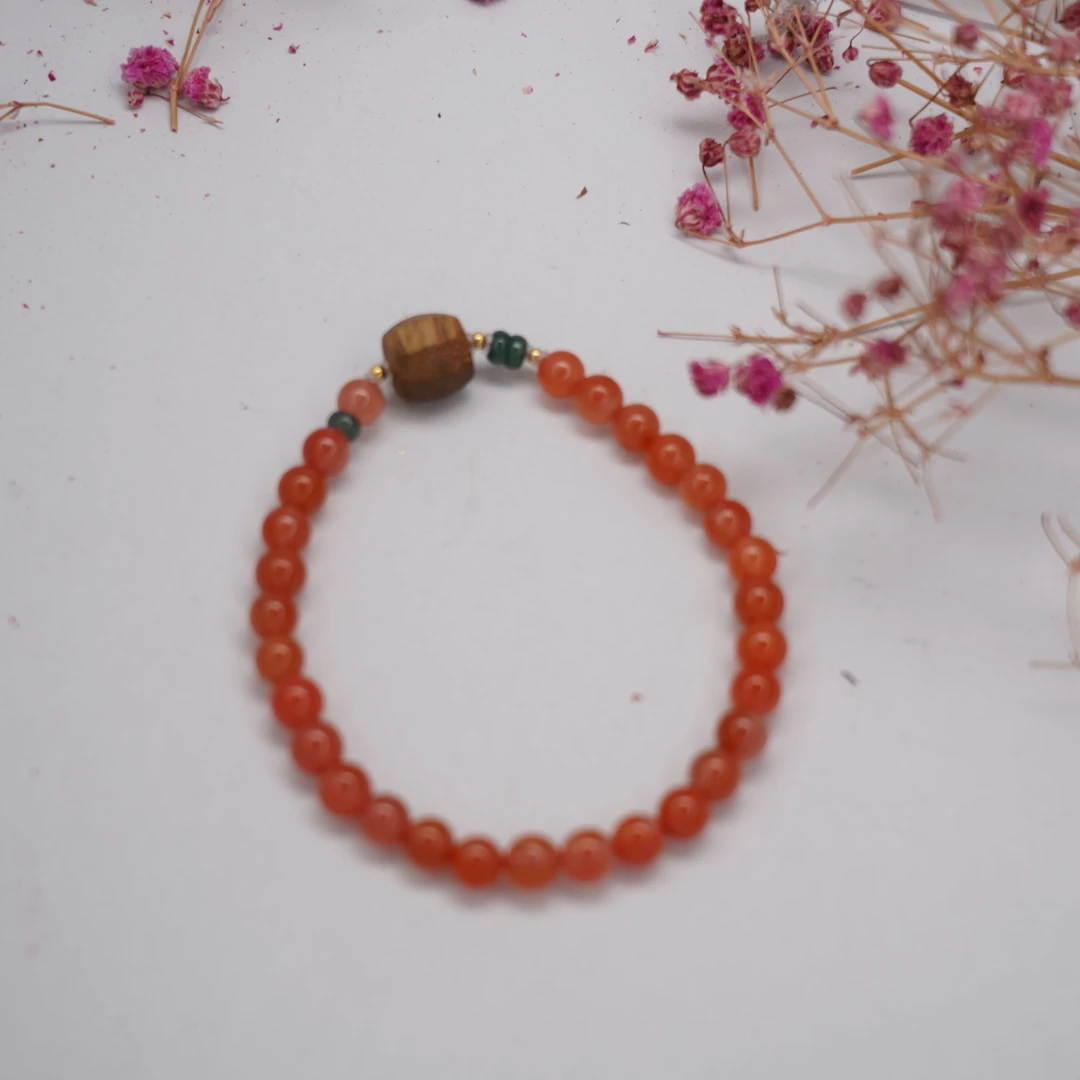 沉香BY003百韵冰飘南红带宝单圈手串
