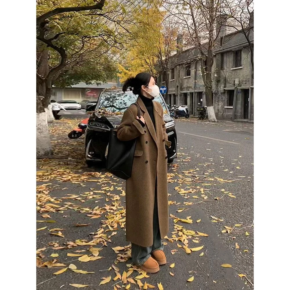 咖啡色正肩呢子大衣女2025秋冬新款高级感中长款加厚宽松毛呢外套