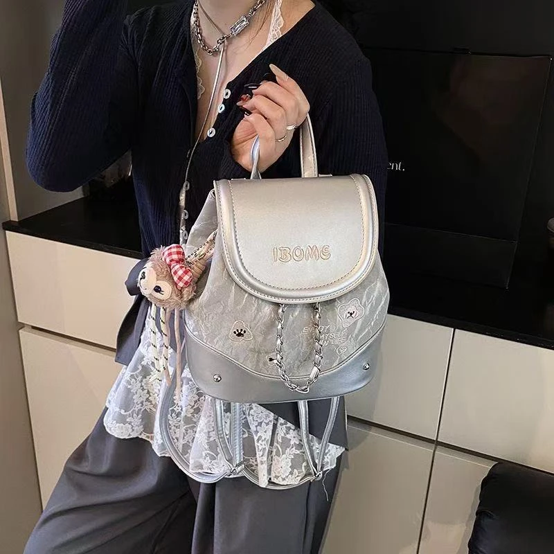 新款高级感双肩包包女士2025爆款小众设计感时尚百搭完美国际联名