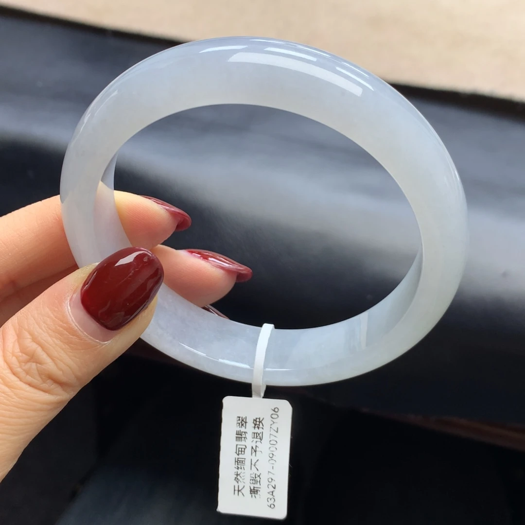 翡翠未镶嵌手镯白月光