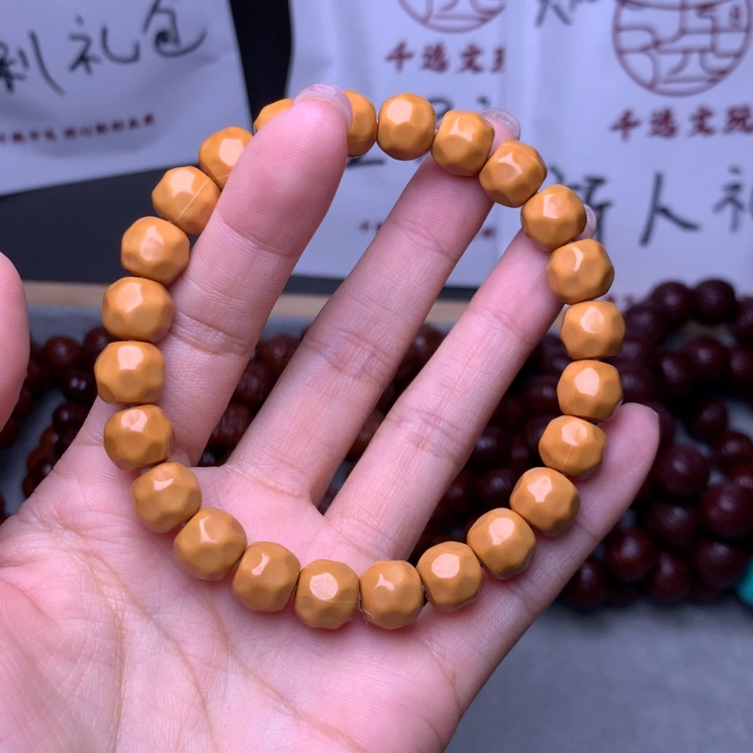 猴头核桃手串小奶酪