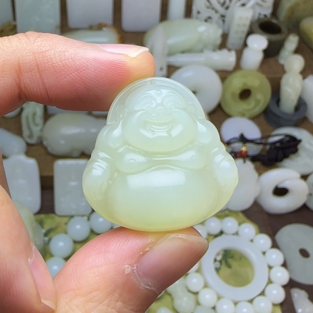 和田玉未镶嵌挂件