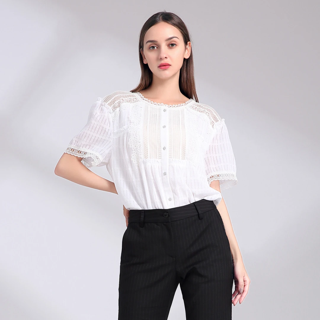 裘堤婼【星线好物】【宽松A版上衣】夏蕾丝拼接舒适上衣BA1029A1