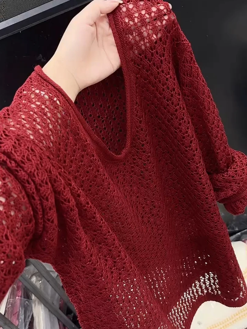 十三行洋气镂空复古红色V领针织罩衫女秋季宽松显瘦百搭长袖上衣