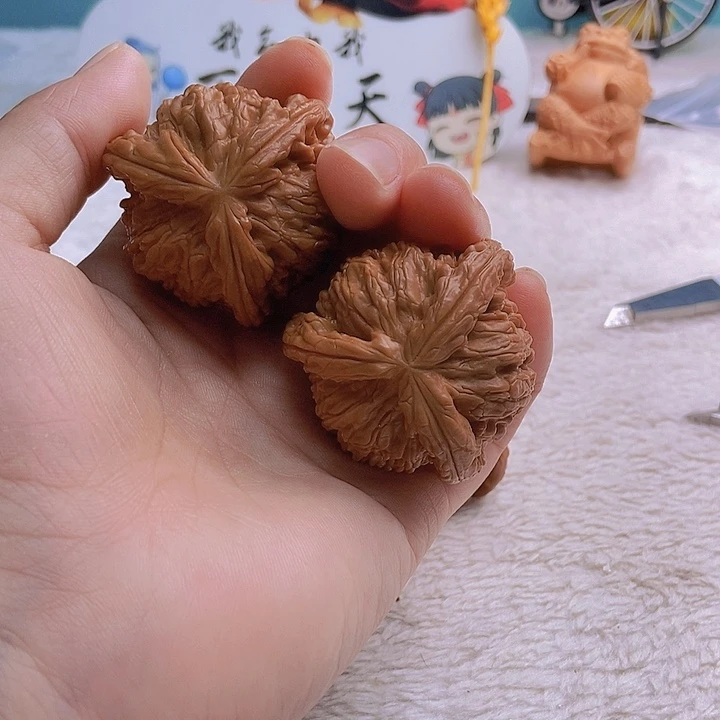 把件文玩核桃大*子三棱