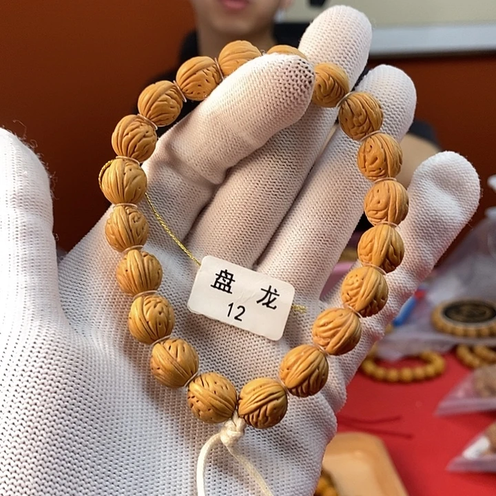 手串桃核c62 盘龙12 抛光