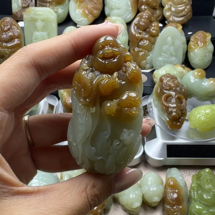 和田玉未镶嵌挂件