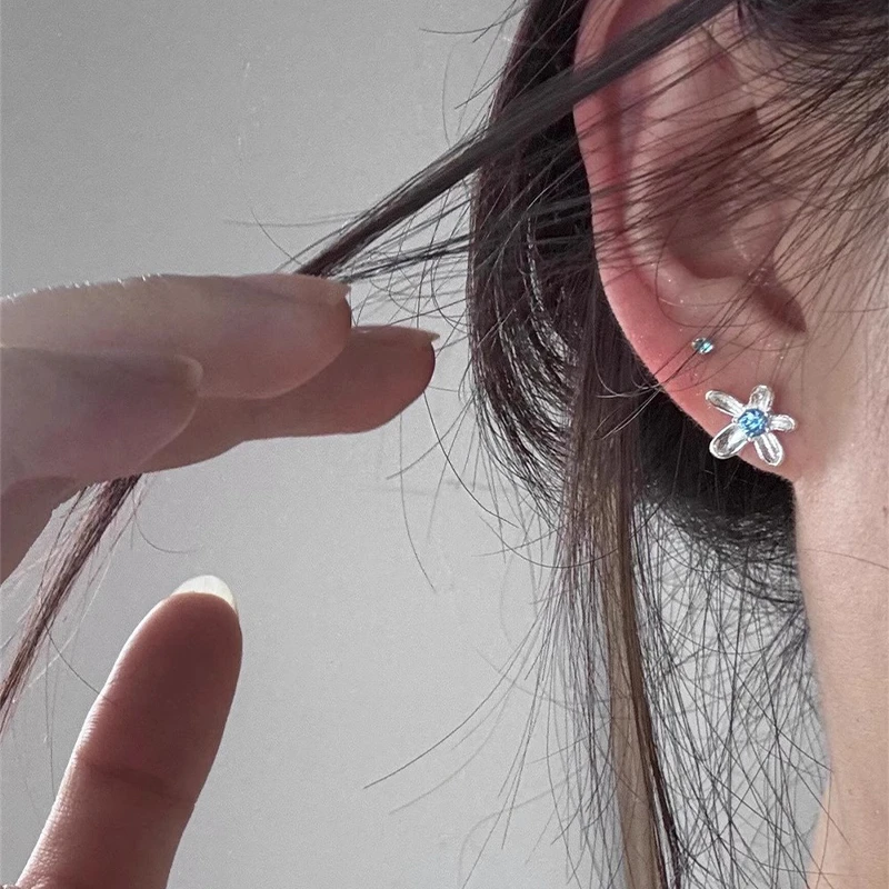 铜合金耳饰 海蓝色小清新耳钉女ins风甜酷花朵精致森系超仙耳饰