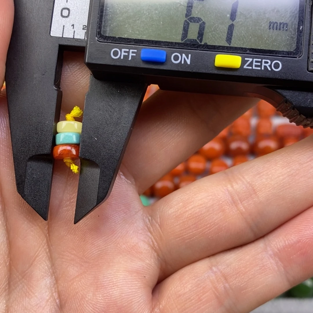 南红玛瑙未镶嵌红绿灯6mm