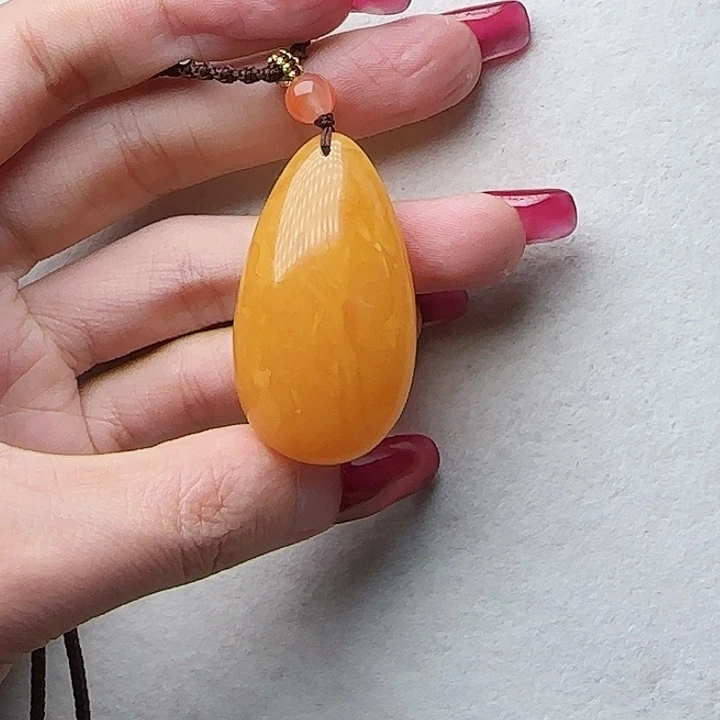 琥珀未镶嵌手链吊坠