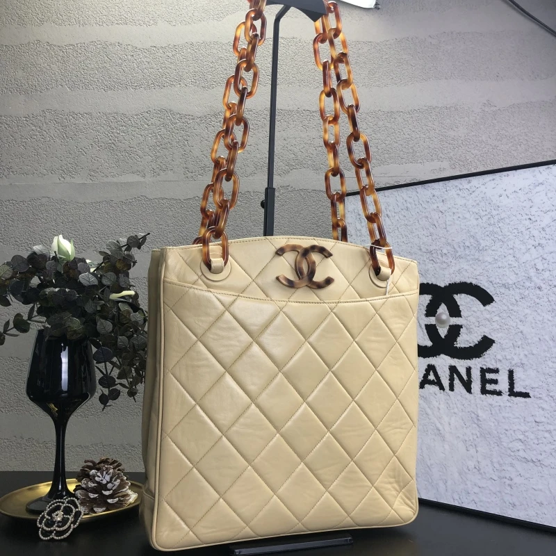 95新 Chanel/香奈儿 奶茶色贝嫂玳瑁大双C琴谱包 底长28 2开