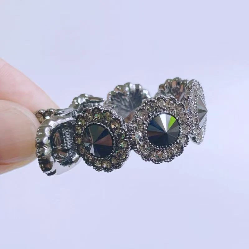 高马尾固定神器金属小号抓夹满钻奥钻高马尾扣发夹鲨鱼夹子爪夹