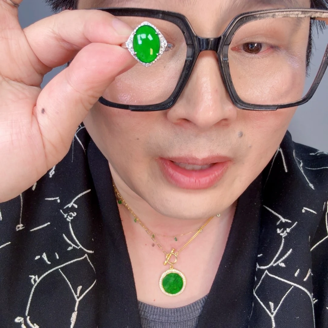 翡翠颈饰未镶嵌一个