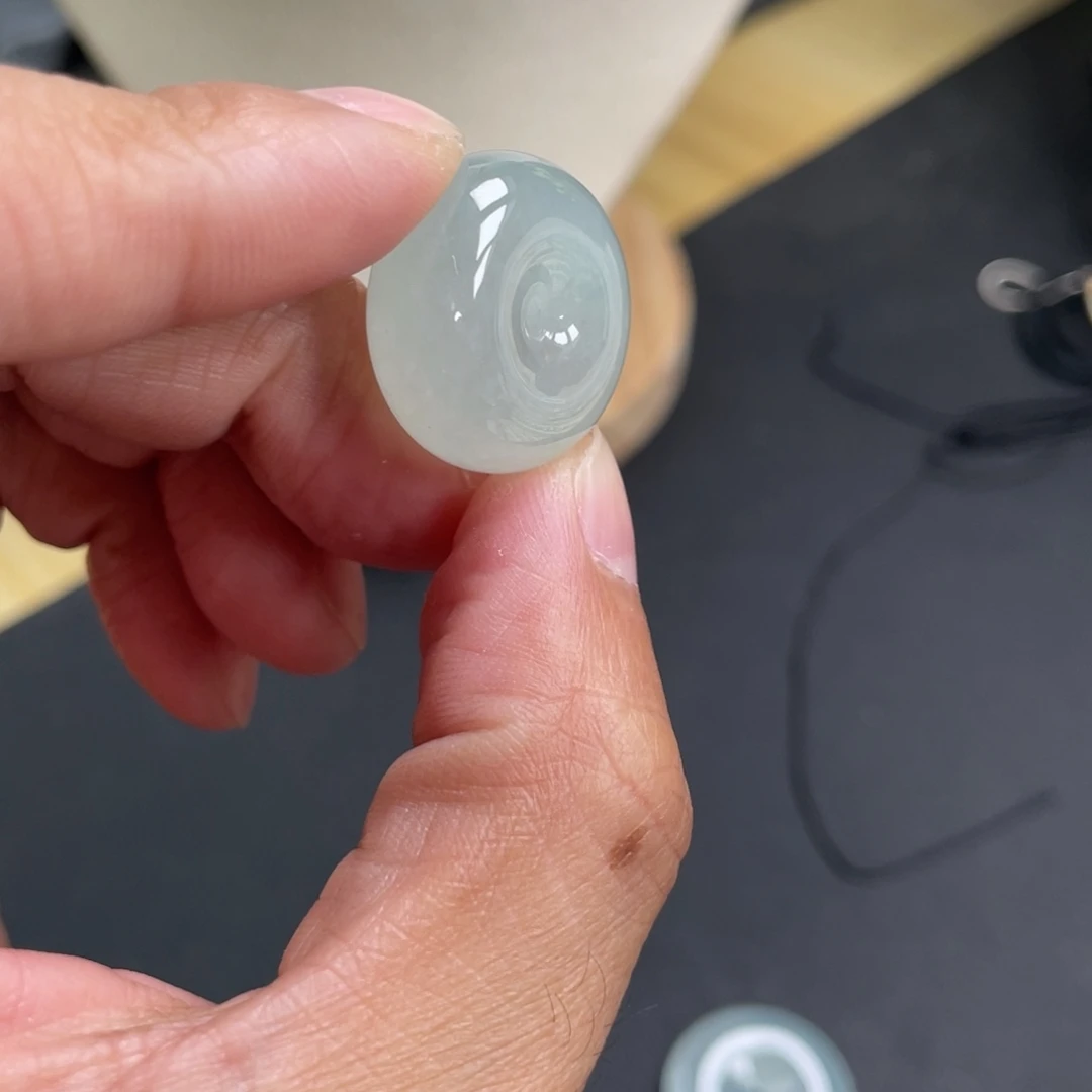 翡翠未镶嵌颈饰22.4-10.2