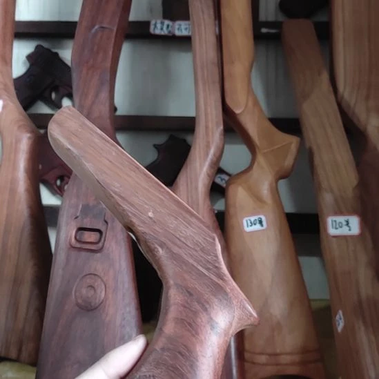 潇***哥非洲紫檀（红花梨）