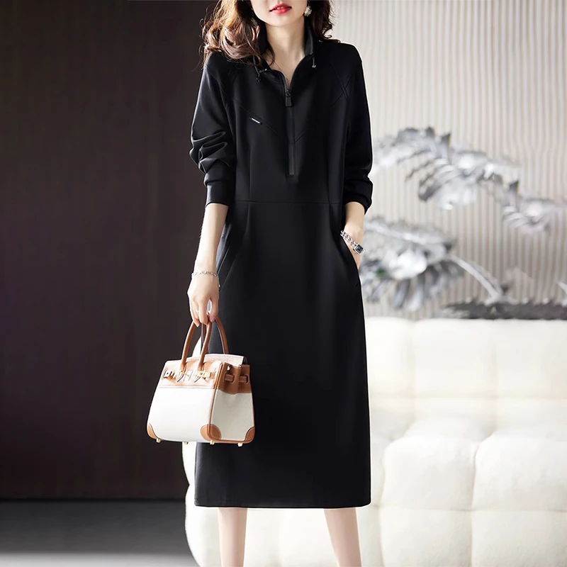 法式赫本风立领连衣裙女2024早秋新款大码宽松显瘦洋气减龄小黑裙