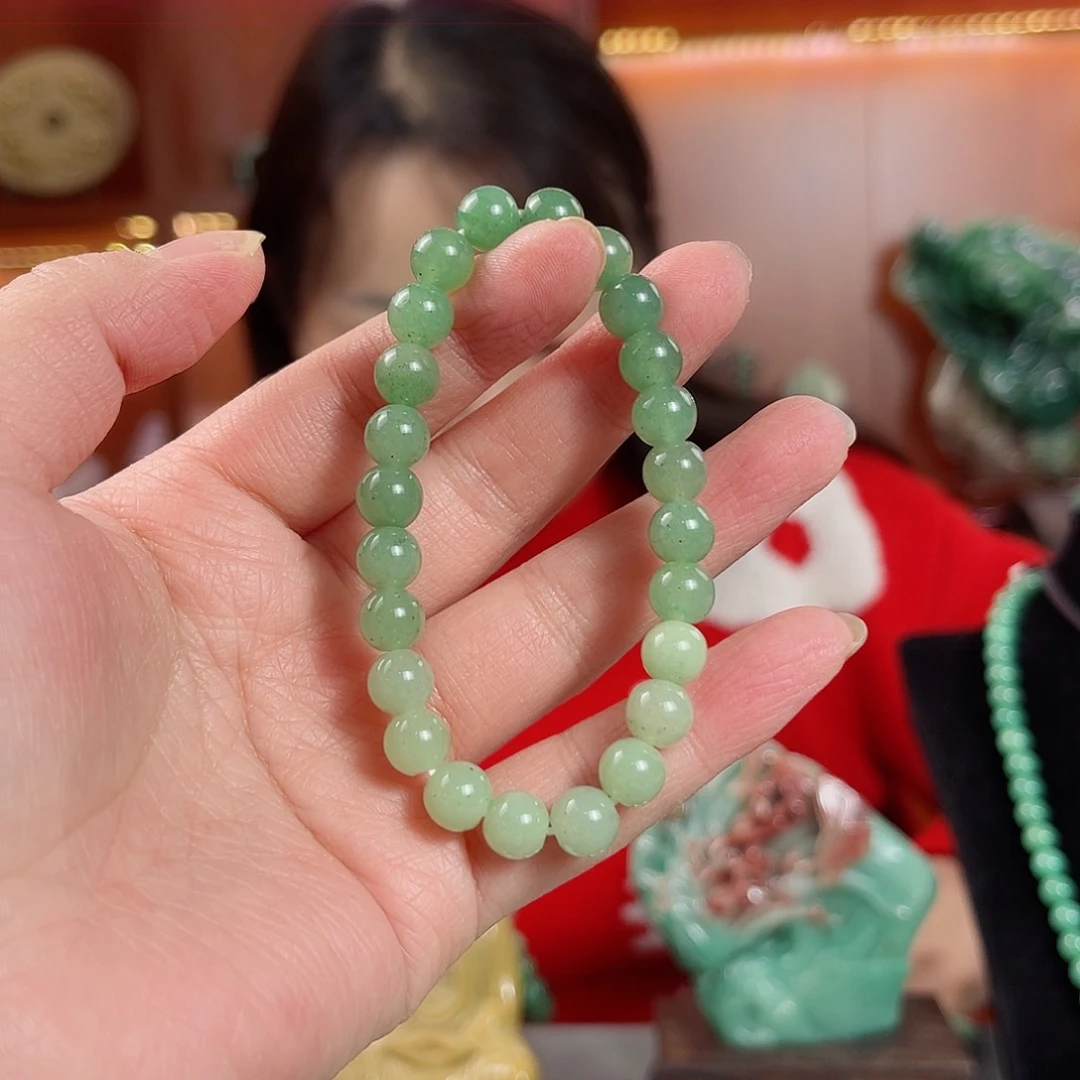 密玉（石英质玉）颈饰未镶嵌