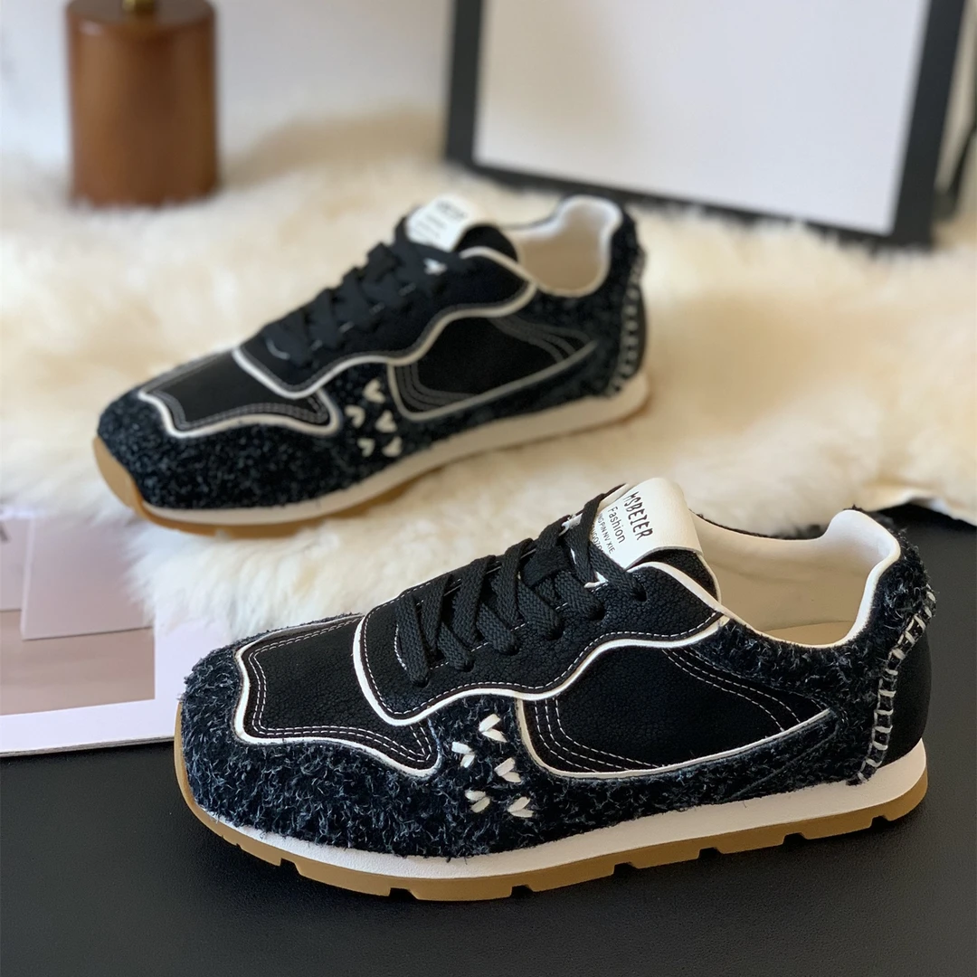 复古小众森系苹果头德训鞋女2025秋季潮酷新款轻便百搭舒适运动鞋