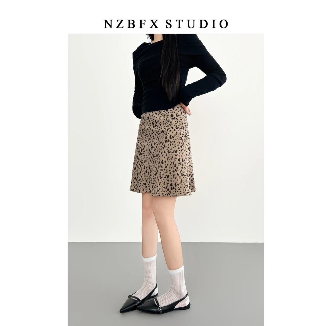 大码胖mm咖色豹纹a字半身裙女秋季新款港风复古高腰显瘦a字短裙子