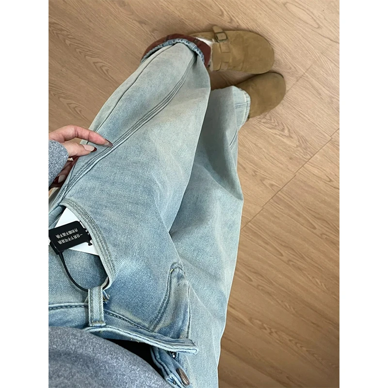 浅色加绒阔腿牛仔裤女2024冬季新款高腰宽松显瘦拼接设计感弯刀裤
