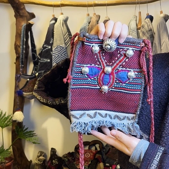 织绣手工制作包包