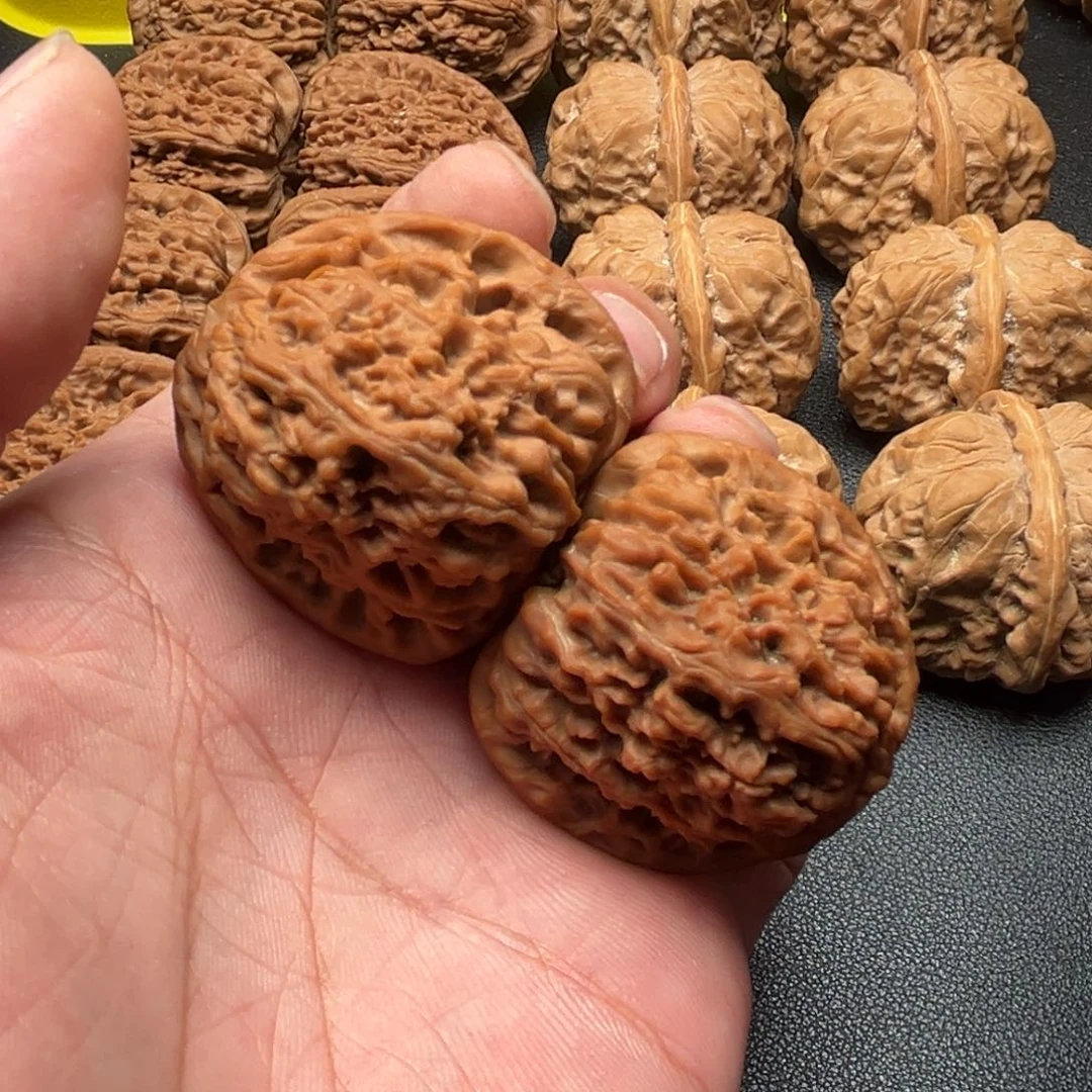 三***奇文玩核桃吊坠南疆谢谢哥哥精神玩核桃