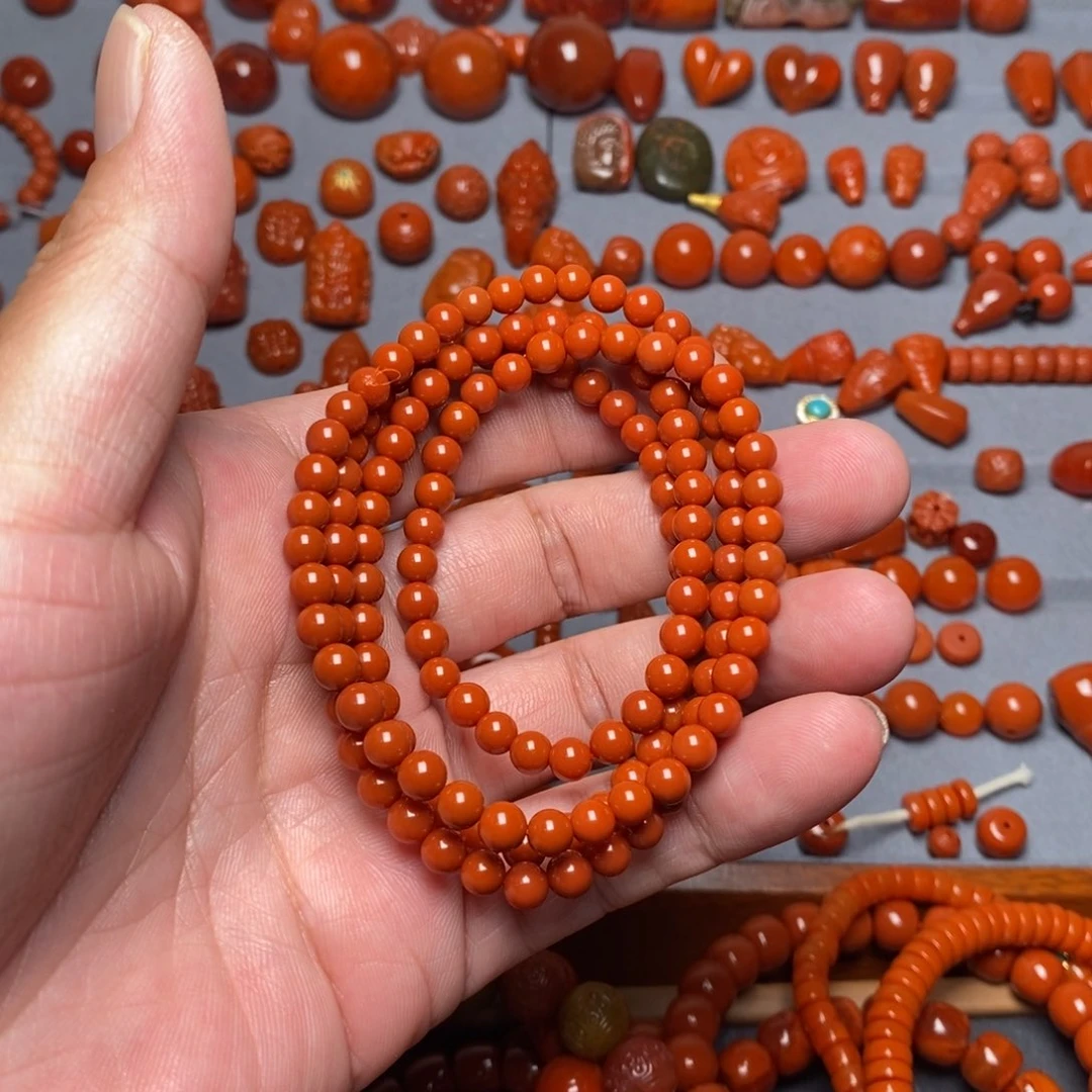 南红玛瑙手串未镶嵌白**牙