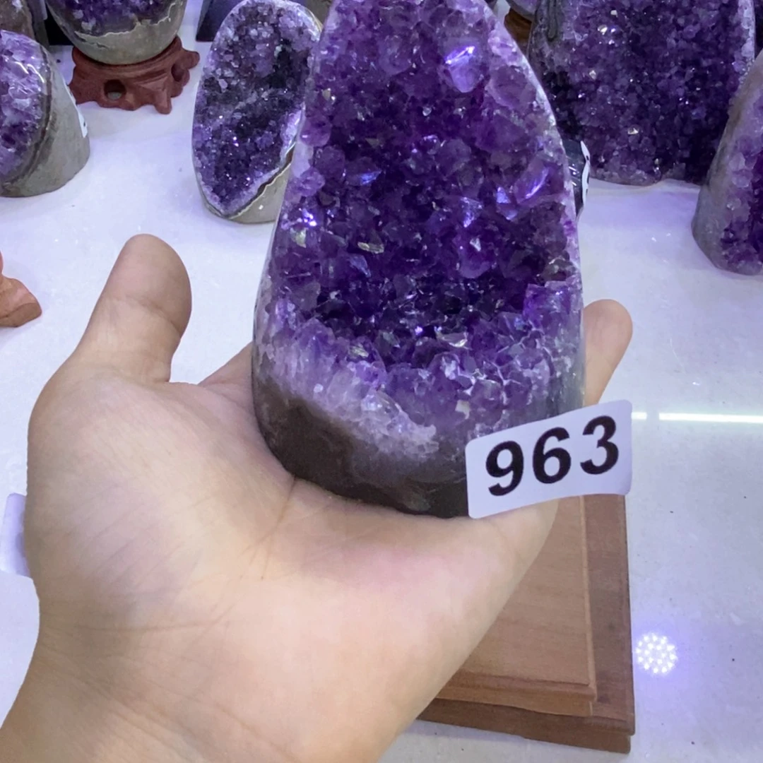 紫晶大型摆件（非配饰）未镶嵌