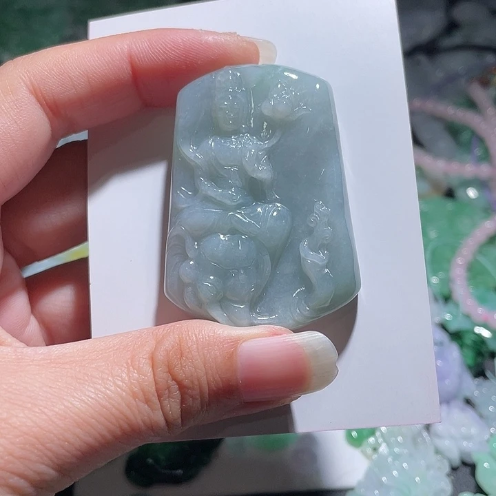 颈饰未镶嵌翡翠天