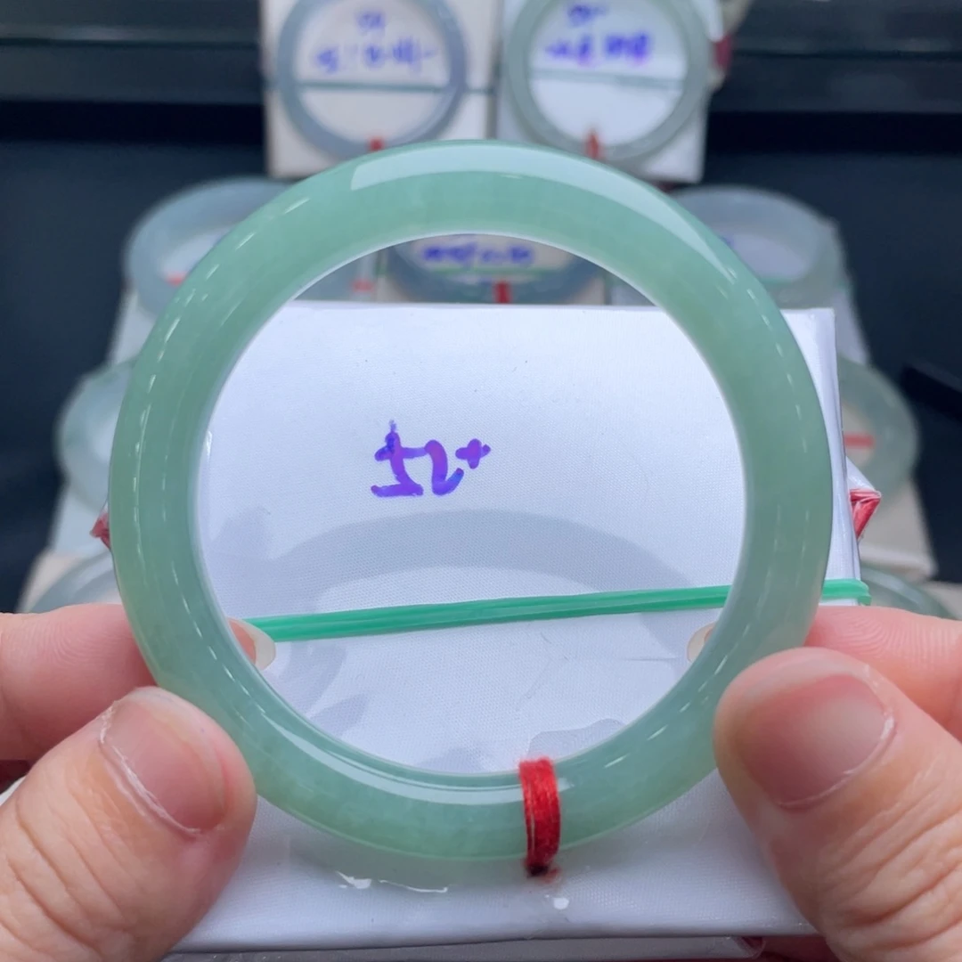 翡翠未镶嵌手镯翡翠手镯19