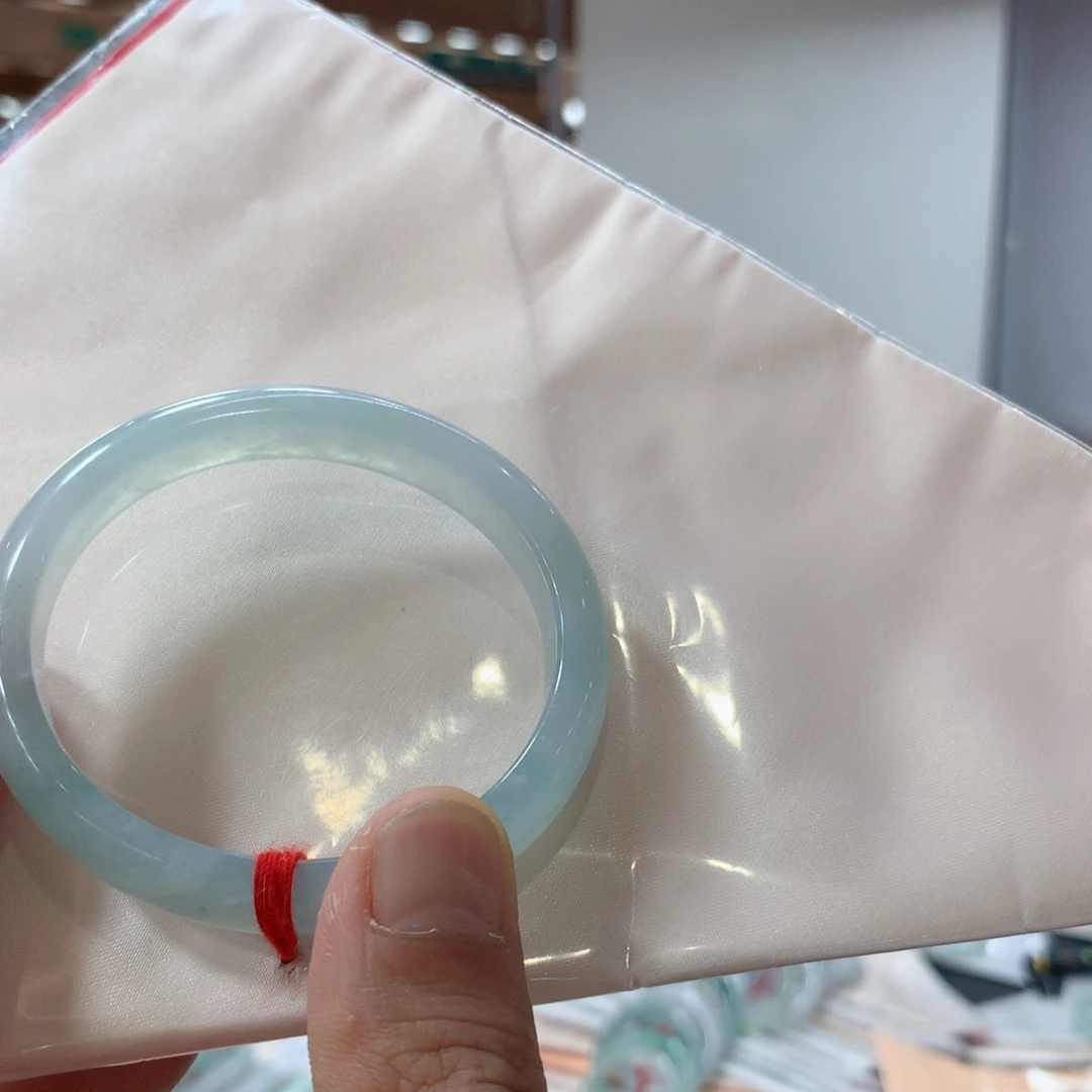未镶嵌手镯翡翠买断