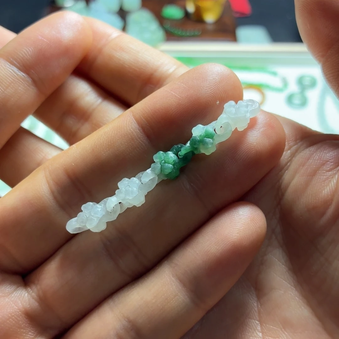未镶嵌定制翡翠手串