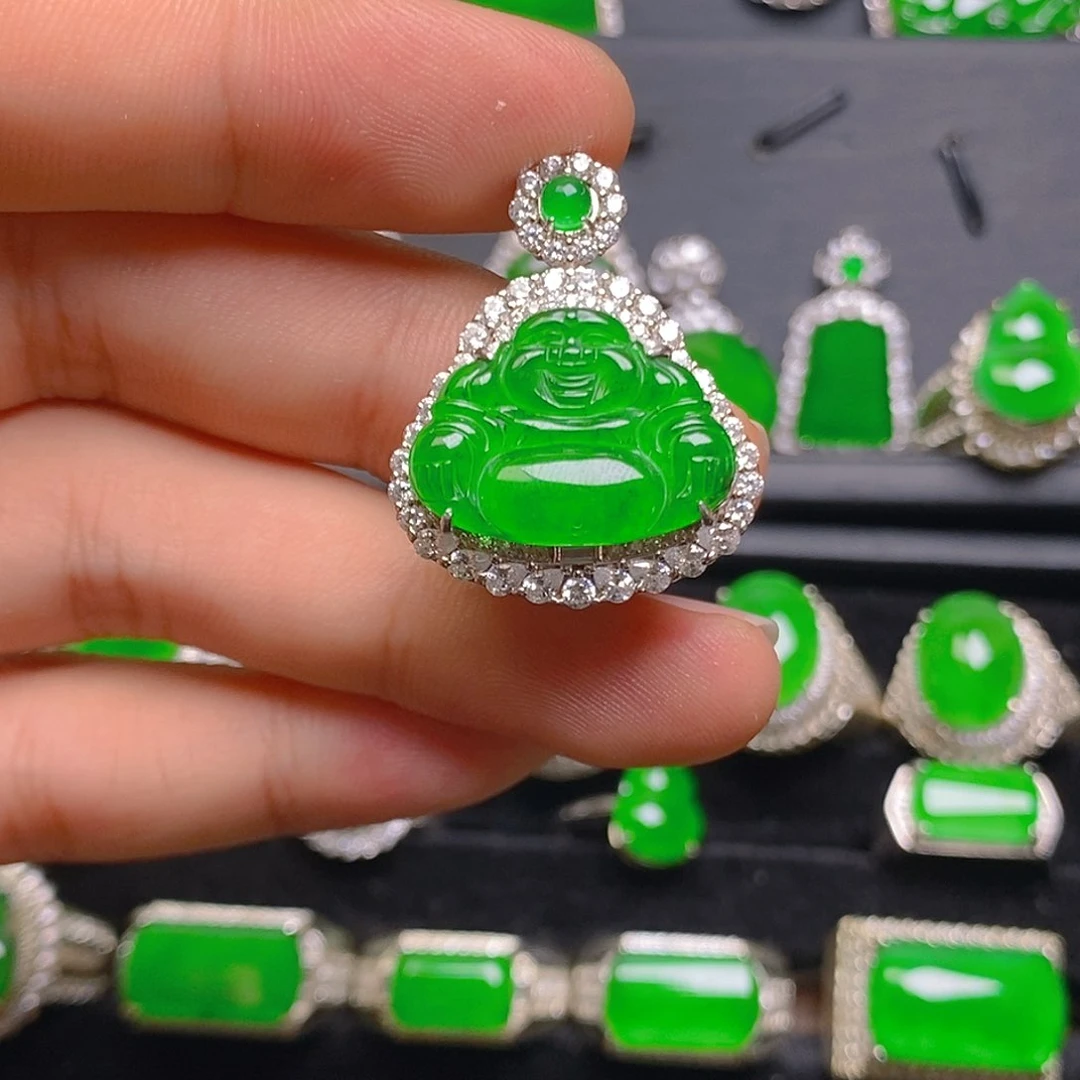 吊坠(赠链)银S925镶嵌翡翠吊坠