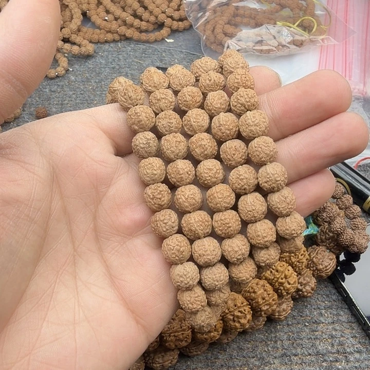 李***森吊坠金刚菩提谢谢