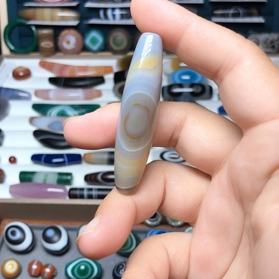 未镶嵌颈饰玛瑙/玉髓