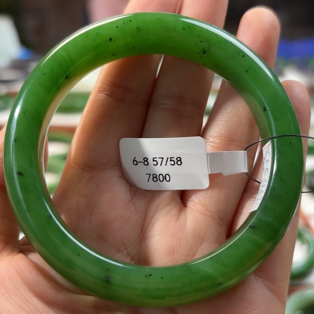 和田玉（碧玉）手镯未镶嵌